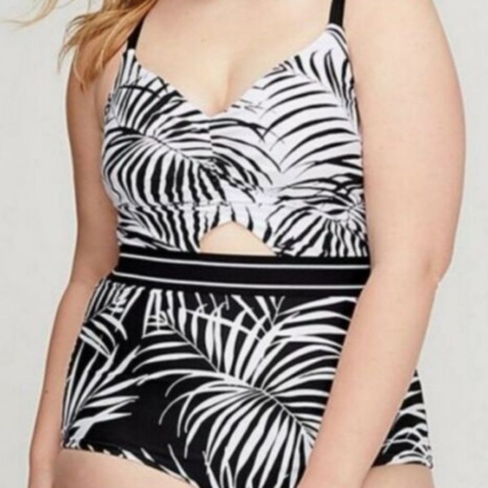 Swimsuit Cacique Lane Bryant Full Support Size 18 One Piece Swim suit Cut out
